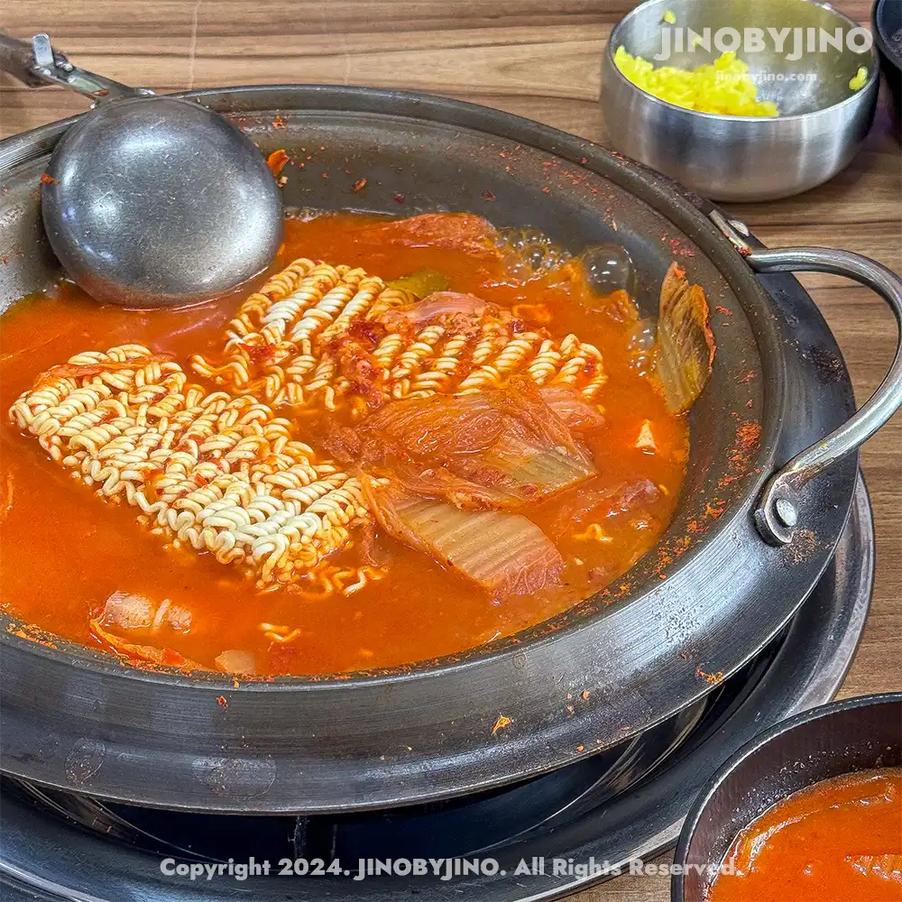 신대감김치찌개